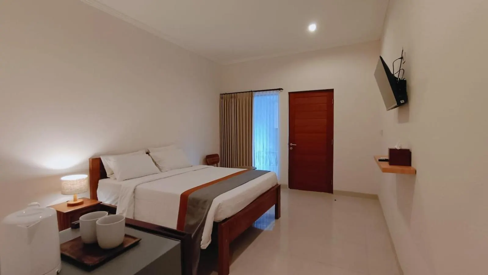 Deva Guest House - Kerobokan 세미냑 0*,